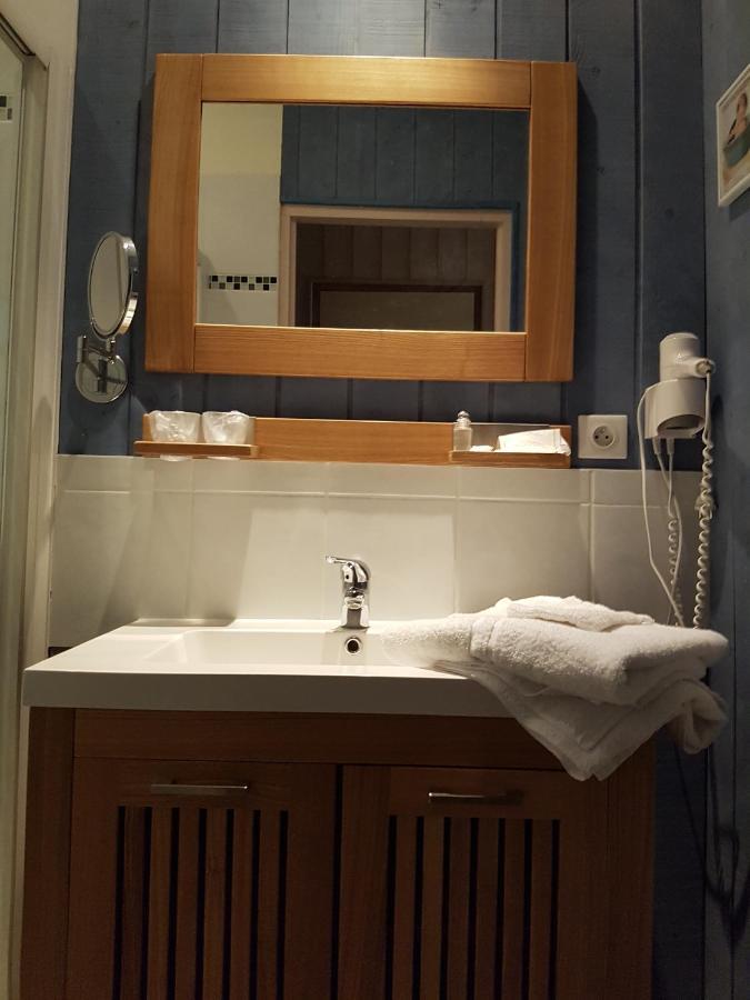 Logis Relais Des Cailleres Hotel Saint Pavace Ngoại thất bức ảnh